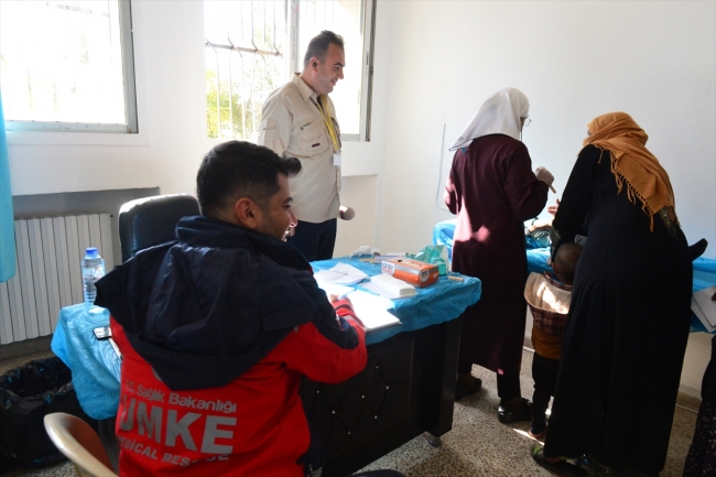 Barış Pınarı bölgesinde yaraları "gönüllüler ordusu" sarıyor